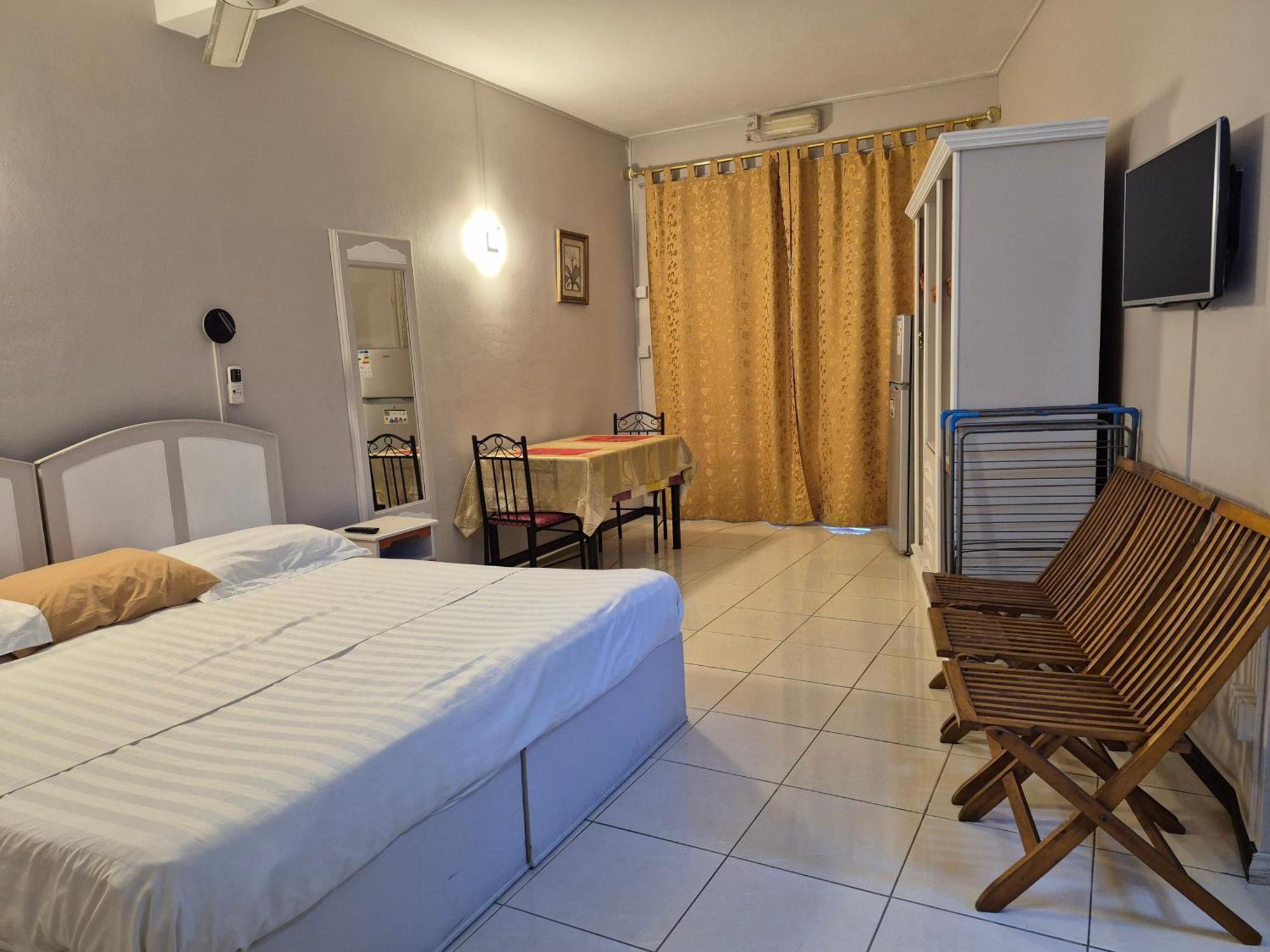 Monalysa Holidays Grand Baie Exterior foto